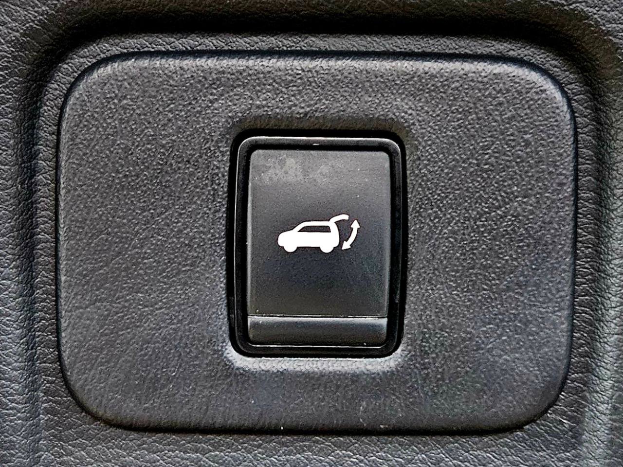 Used 2018 Nissan Murano Platinum AWD/4WD image 26