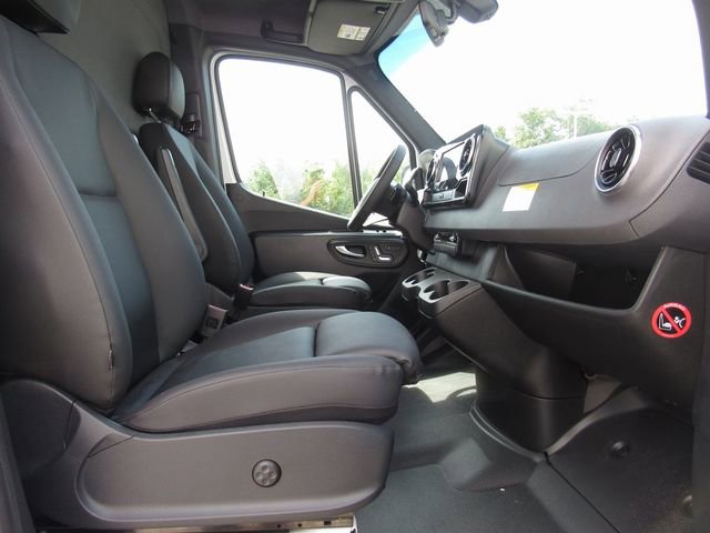 New 2025 Mercedes-Benz Sprinter 2500 image 16