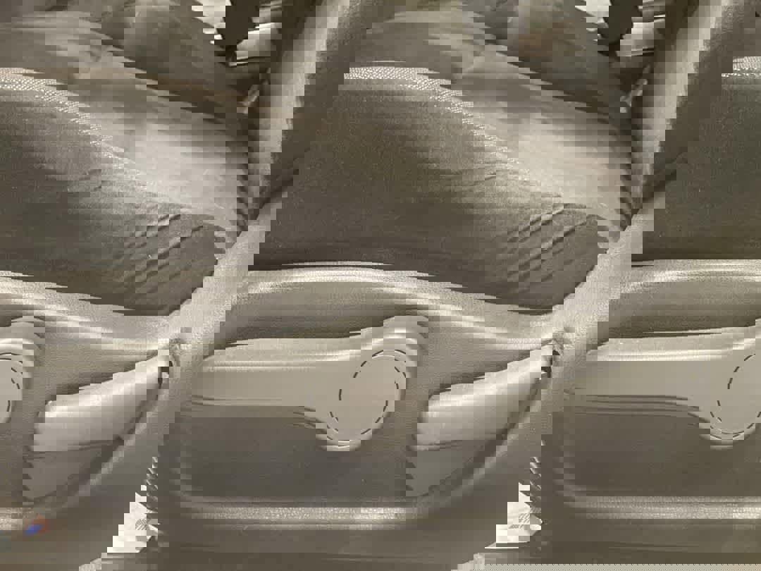 Used 2013 Nissan Juke SV image 15