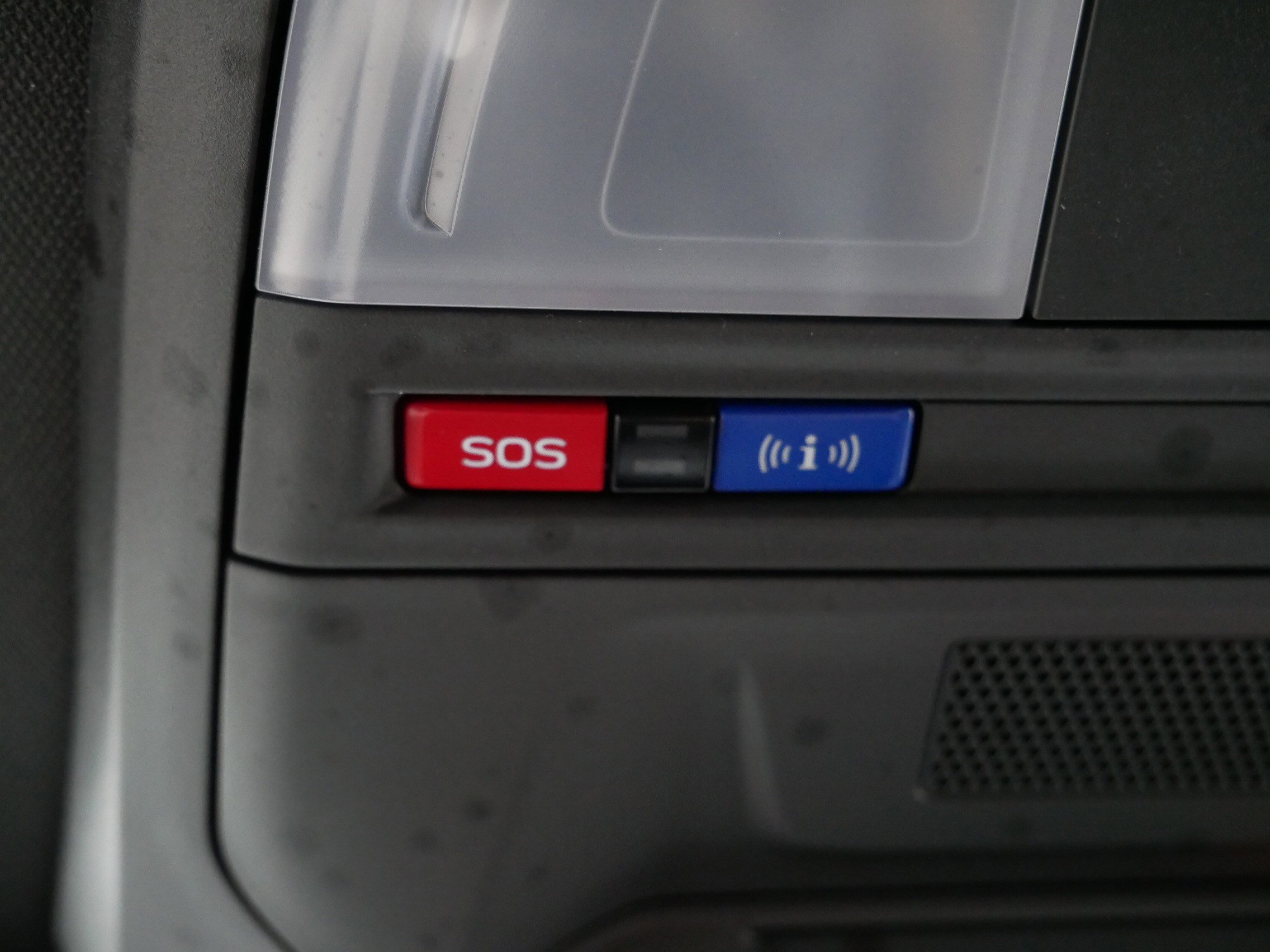 Used 2025 Subaru Crosstrek 2.5i Sport w/ Crosstrek Mirror Package image 33