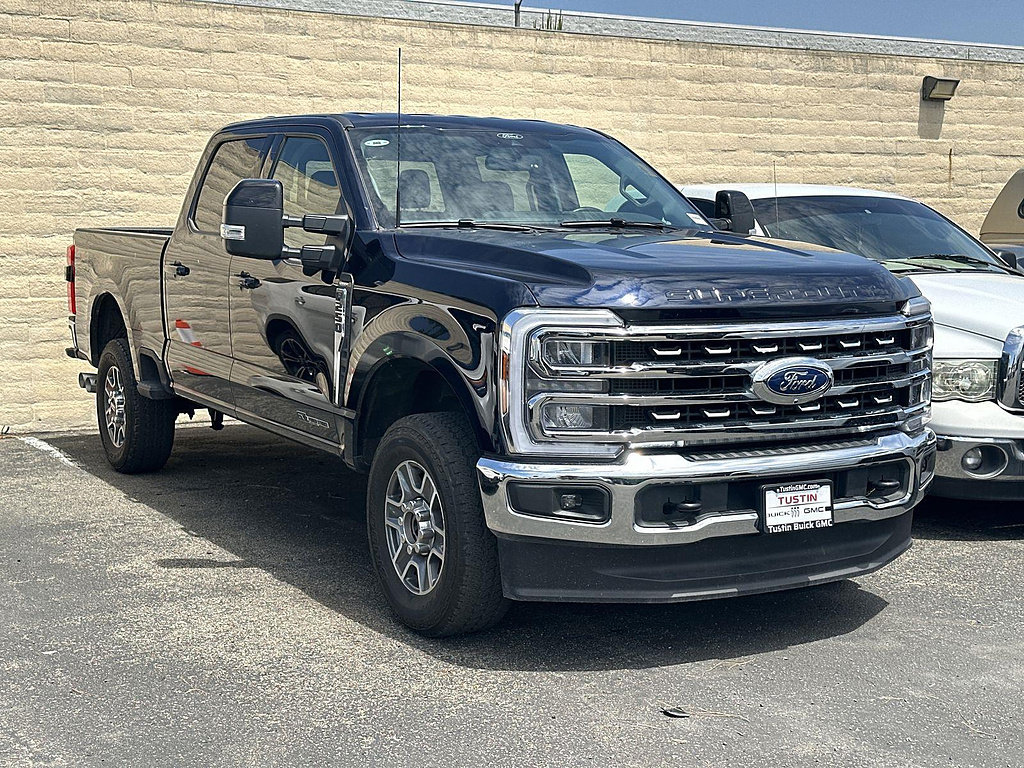 Used 2024 Ford F250 Lariat AWD/4WD image 1