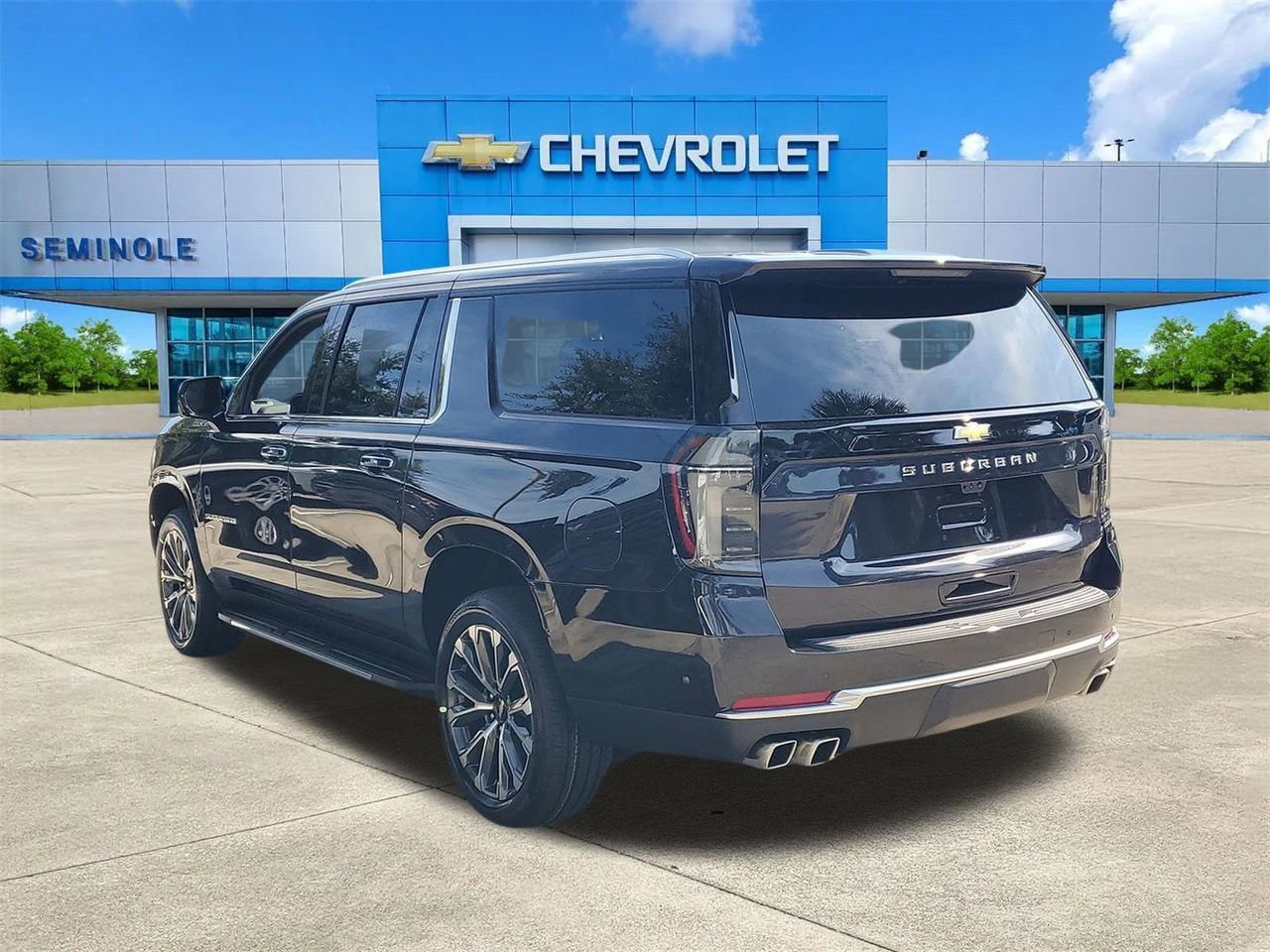 New 2026 Chevrolet Suburban High Country w/ Sun And Tow Package AWD/4WD image 3
