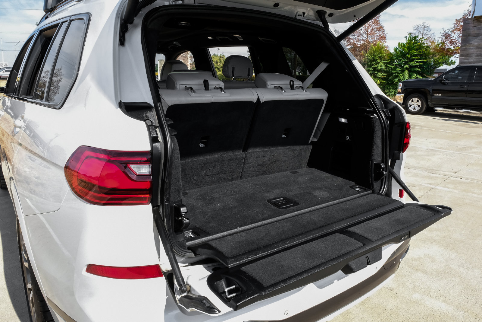 Used 2020 BMW X7 M50i w/ Dynamic Handling Package AWD/4WD image 74