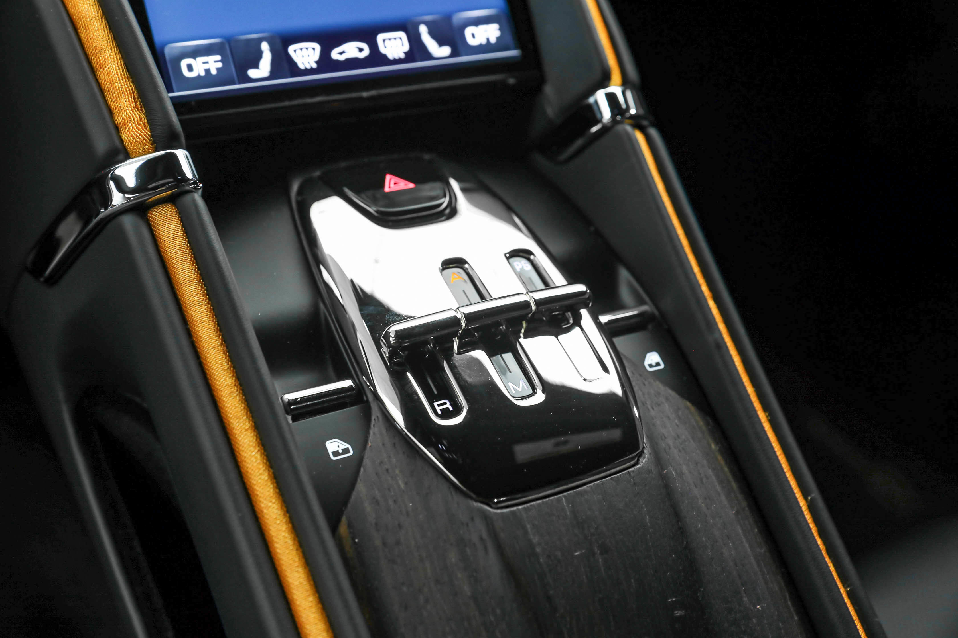 Certified 2022 Ferrari Roma image 6