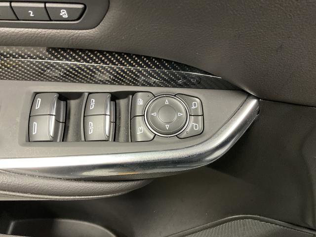 Used 2025 Cadillac XT4 Sport w/ Cold Weather Package image 16