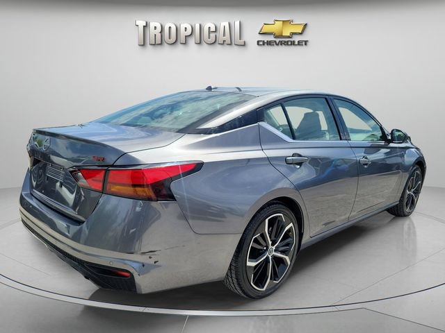 Used 2024 Nissan Altima 2.5 SR FWD image 5