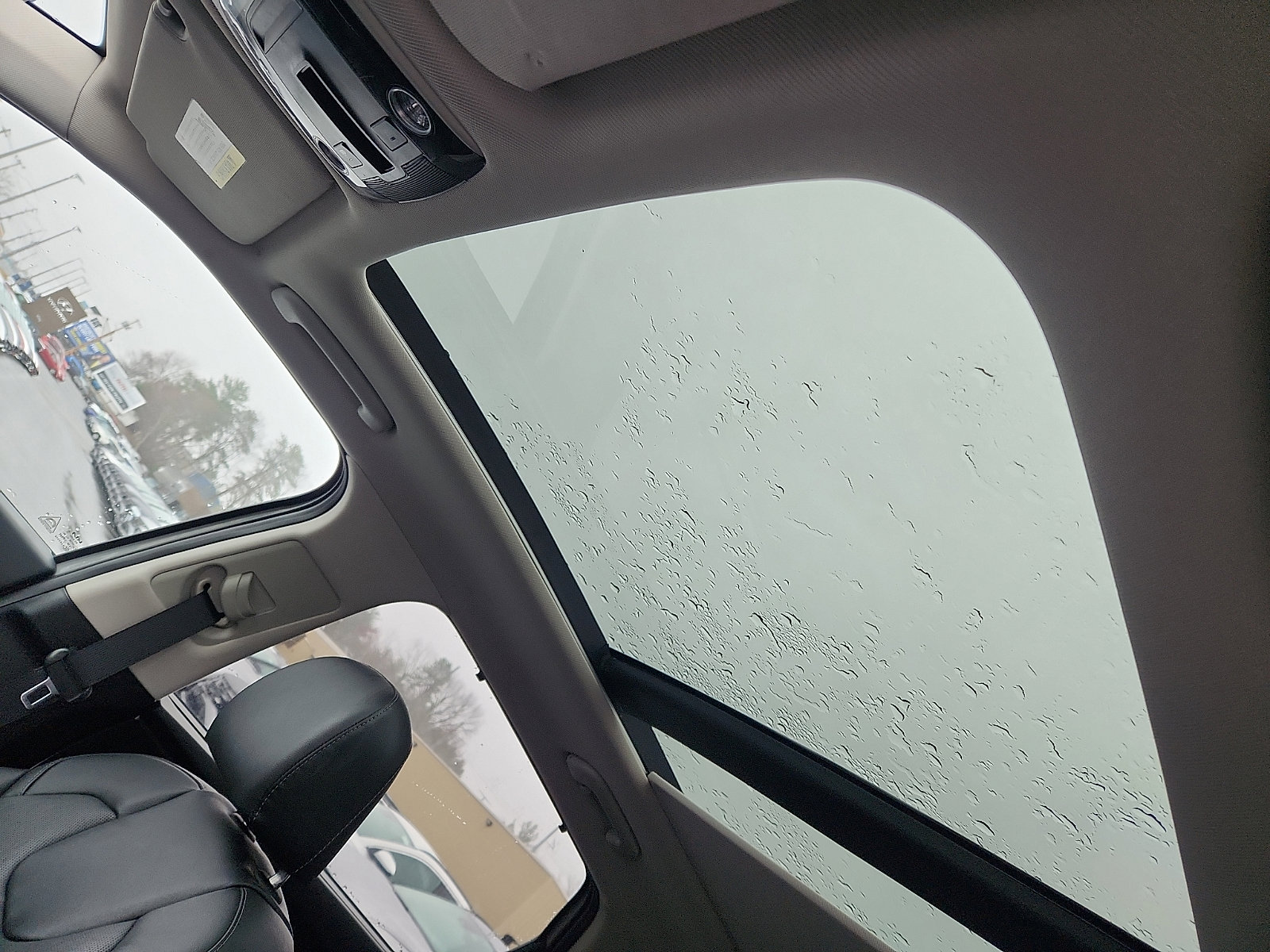 Used 2023 Kia Sorento SX image 22