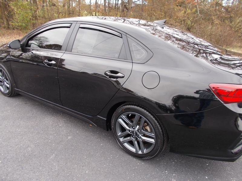 Used 2020 Kia Forte GT-Line w/ GT-Line Premium Package FWD image 5