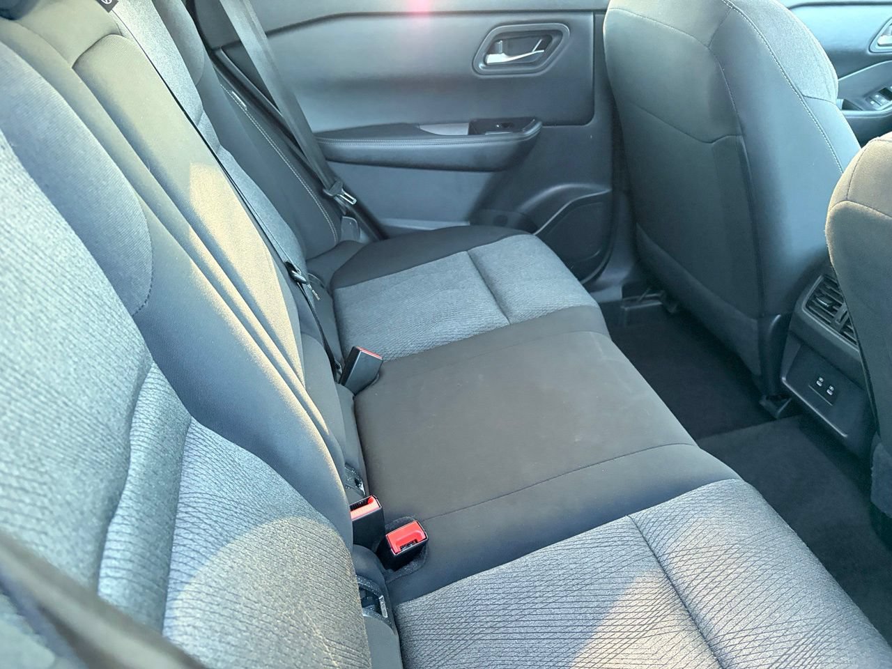 Certified 2025 Nissan Rogue SV AWD/4WD image 15