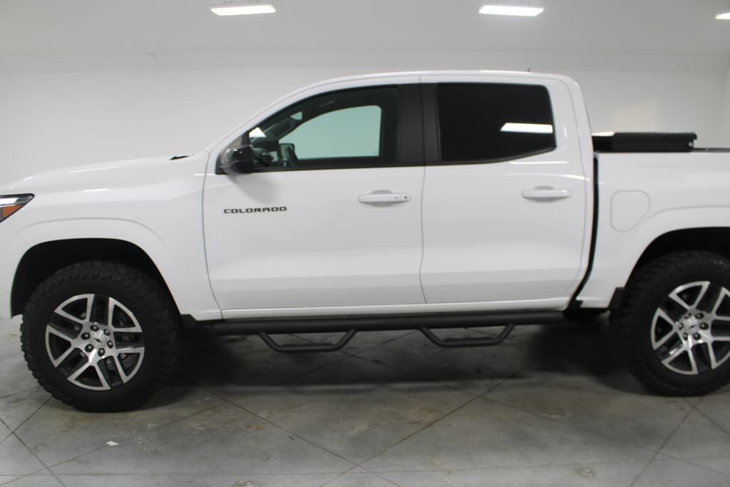 Used 2023 Chevrolet Colorado Z71 w/ Z71 Convenience Package 2 image 6