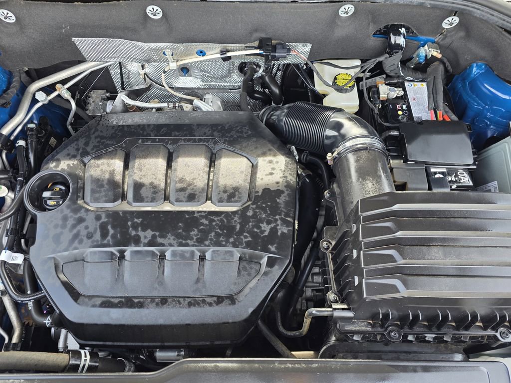 Used 2025 Volkswagen Atlas SEL Premium R-Line image 23