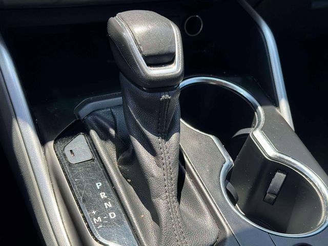 Used 2022 Toyota Highlander XLE AWD/4WD image 32
