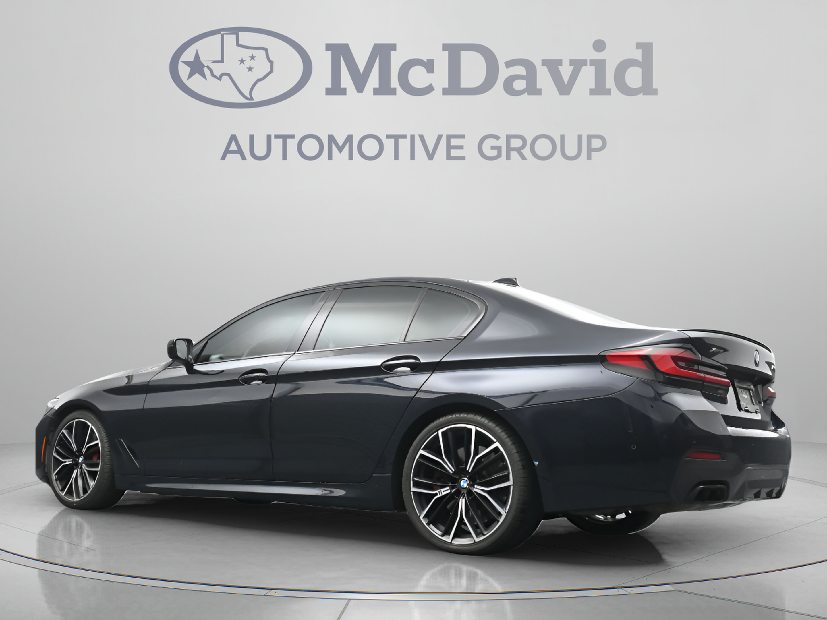 Used 2022 BMW M550i xDrive w/ Dynamic Handling Package AWD/4WD image 29
