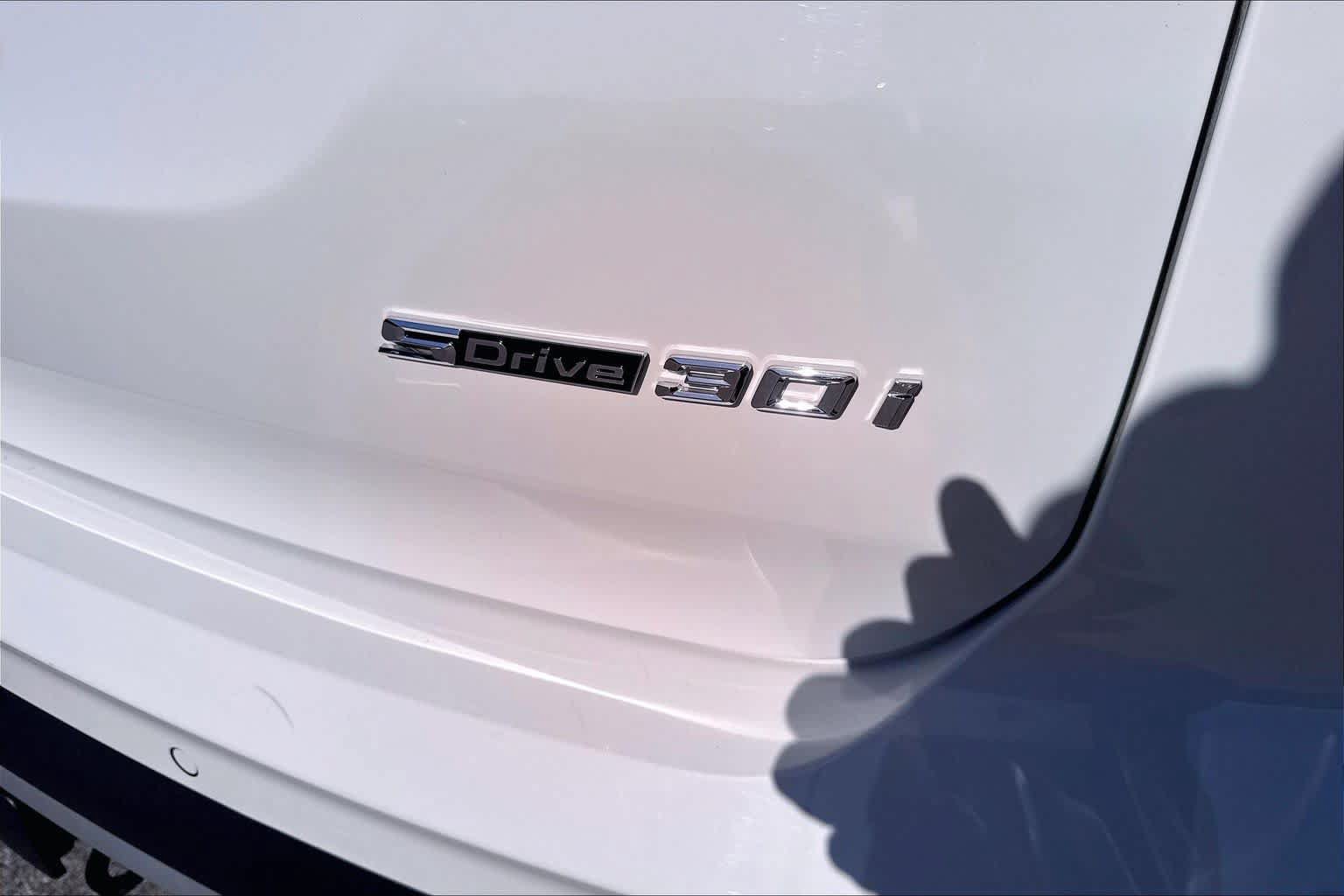 Used 2024 BMW X3 sDrive30i w/ Premium Package RWD image 9