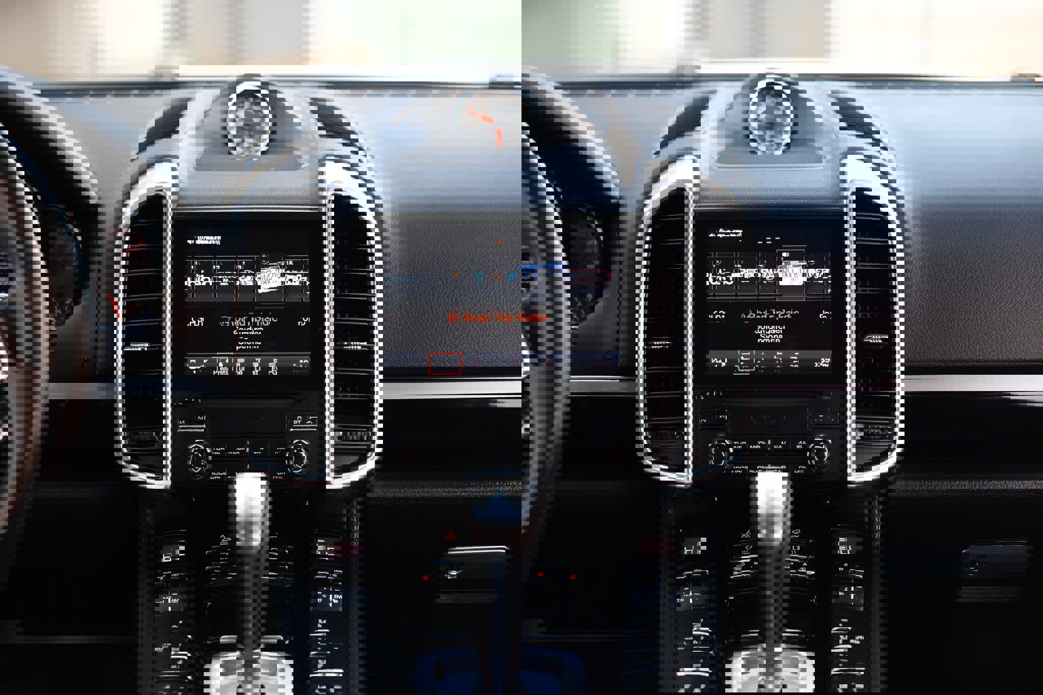 Used 2017 Porsche Cayenne S image 42