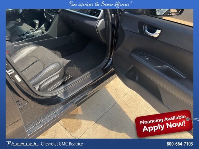 Used 2019 Kia Optima S image 21