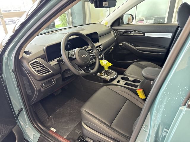 New 2026 Kia Seltos SX AWD/4WD image 4