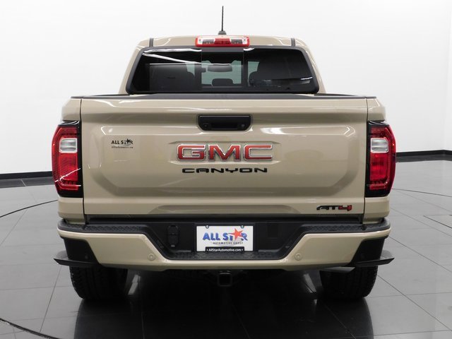 Used 2024 GMC Canyon AT4 w/ AT4 Premium Package image 7