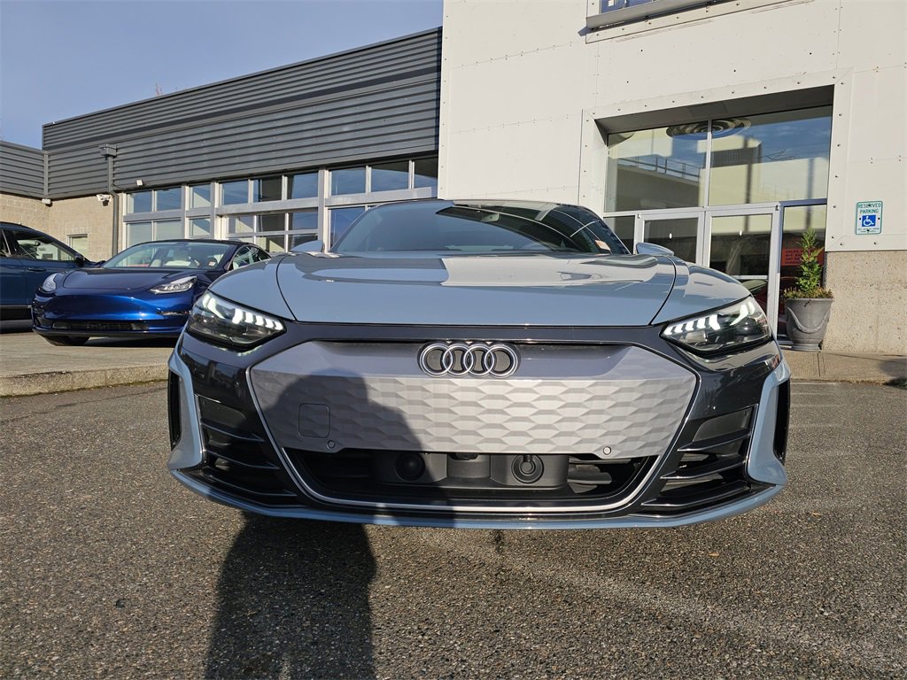 Used 2022 Audi e-tron GT Premium Plus image 3