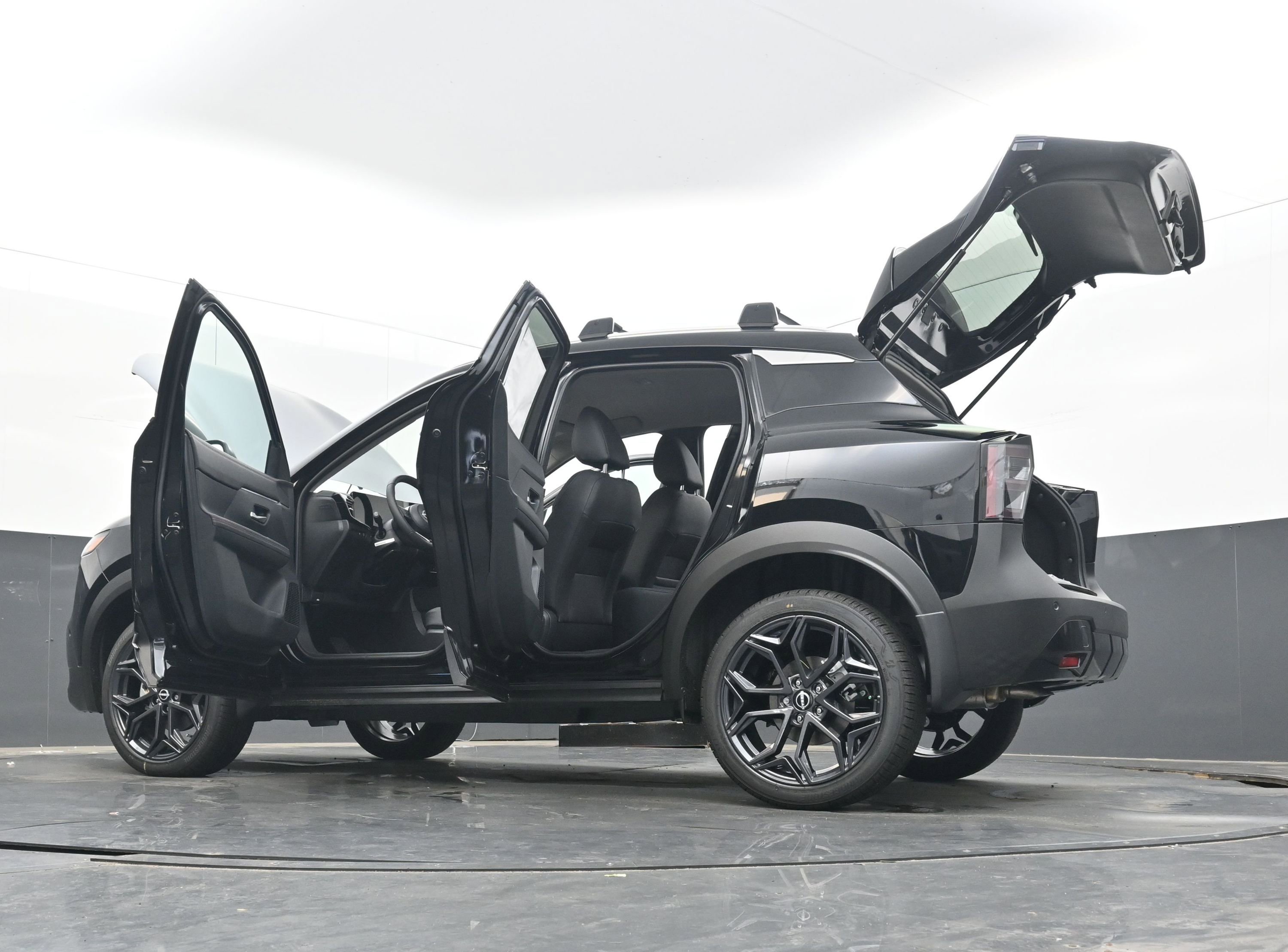 New 2026 Nissan Kicks SR image 40