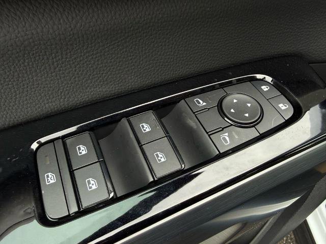 New 2026 Nissan Pathfinder SL image 20