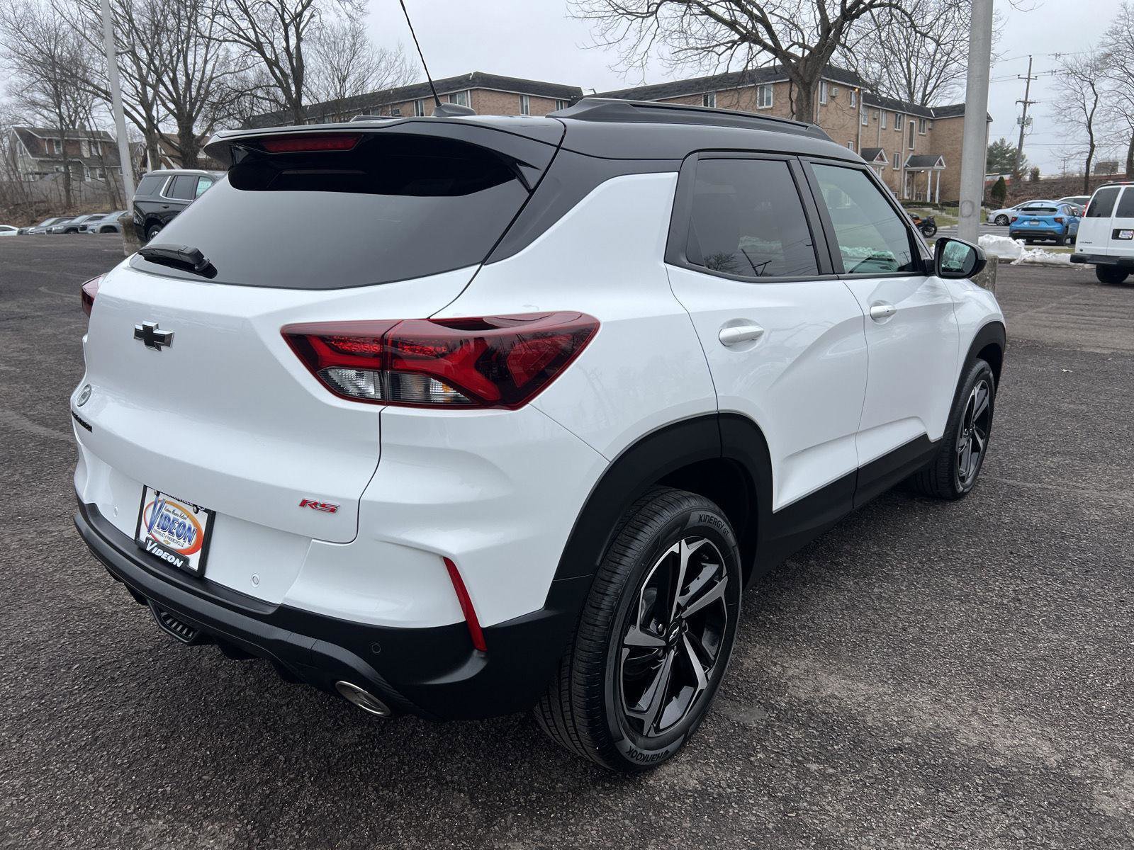 Used 2022 Chevrolet TrailBlazer RS w/ Technology Package FWD image 7