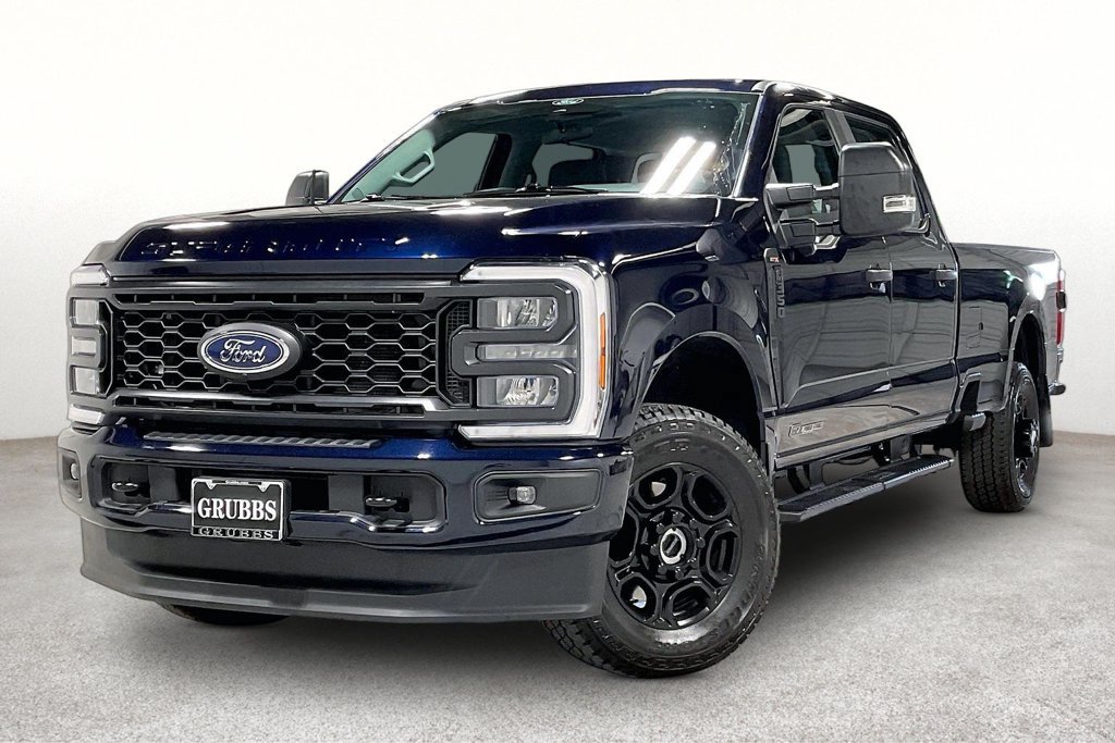 Used 2025 Ford F350 XL w/ STX Appearance Package AWD/4WD image 14