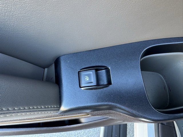 Used 2019 GMC Yukon XL Denali w/ Open Road Package image 29