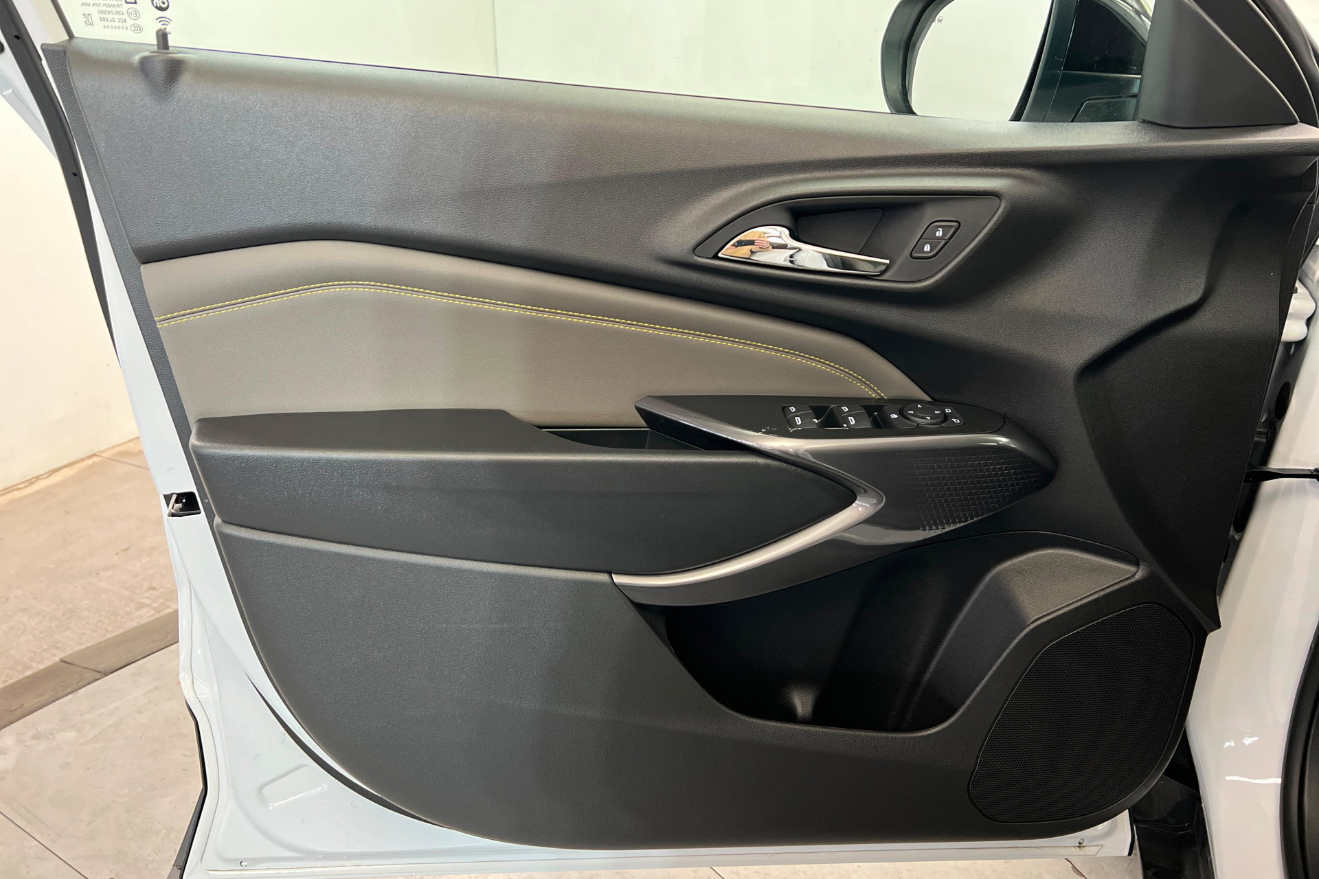 New 2025 Chevrolet Trax ACTIV w/ Driver Confidence Package image 15