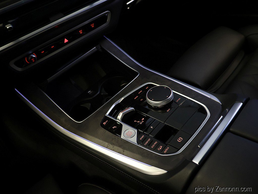 Certified 2024 BMW X5 xDrive40i w/ Premium Package image 25