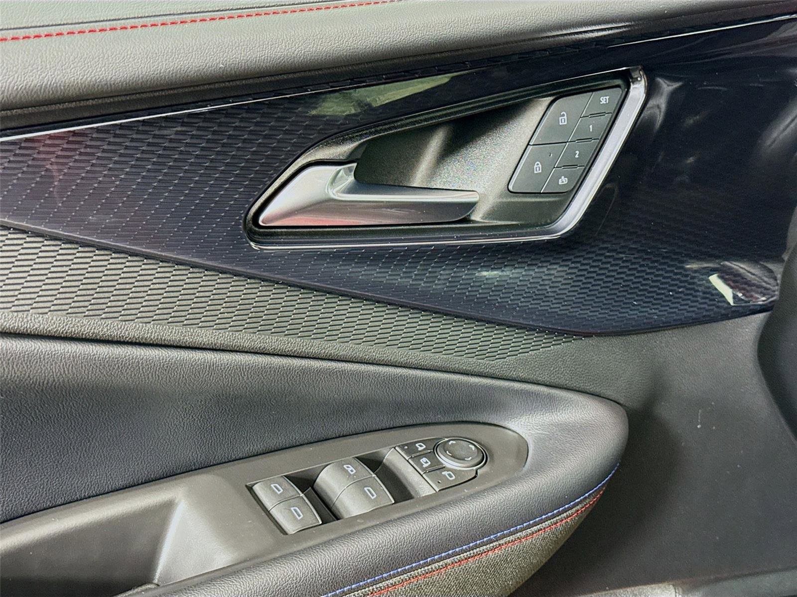 Used 2025 Chevrolet Blazer EV RS image 18