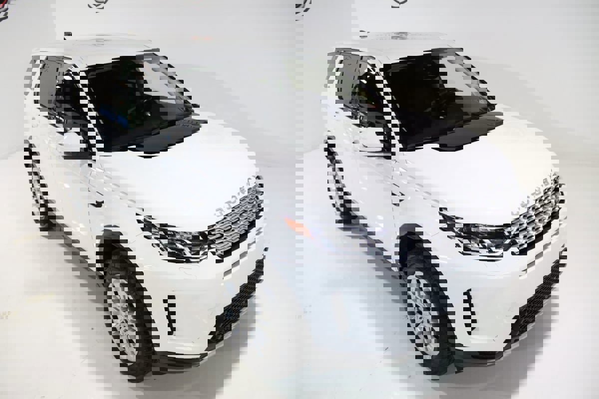 Used 2020 Land Rover Discovery Sport S image 10