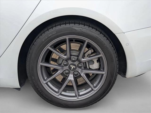 Used 2021 Tesla Model 3 Standard Range Plus image 26