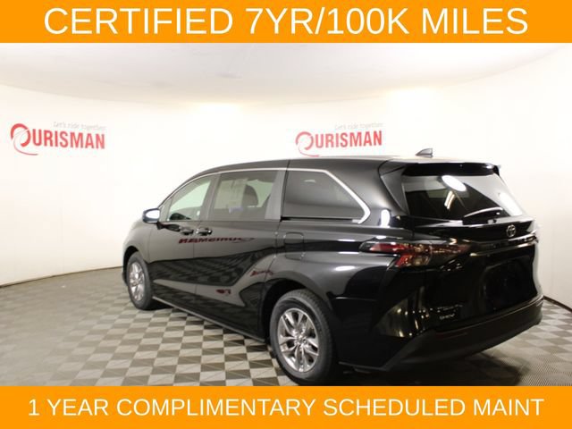 Used 2025 Toyota Sienna LE FWD image 8