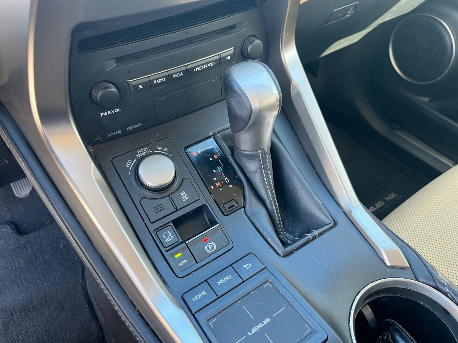 Used 2016 Lexus NX 200t FWD image 31