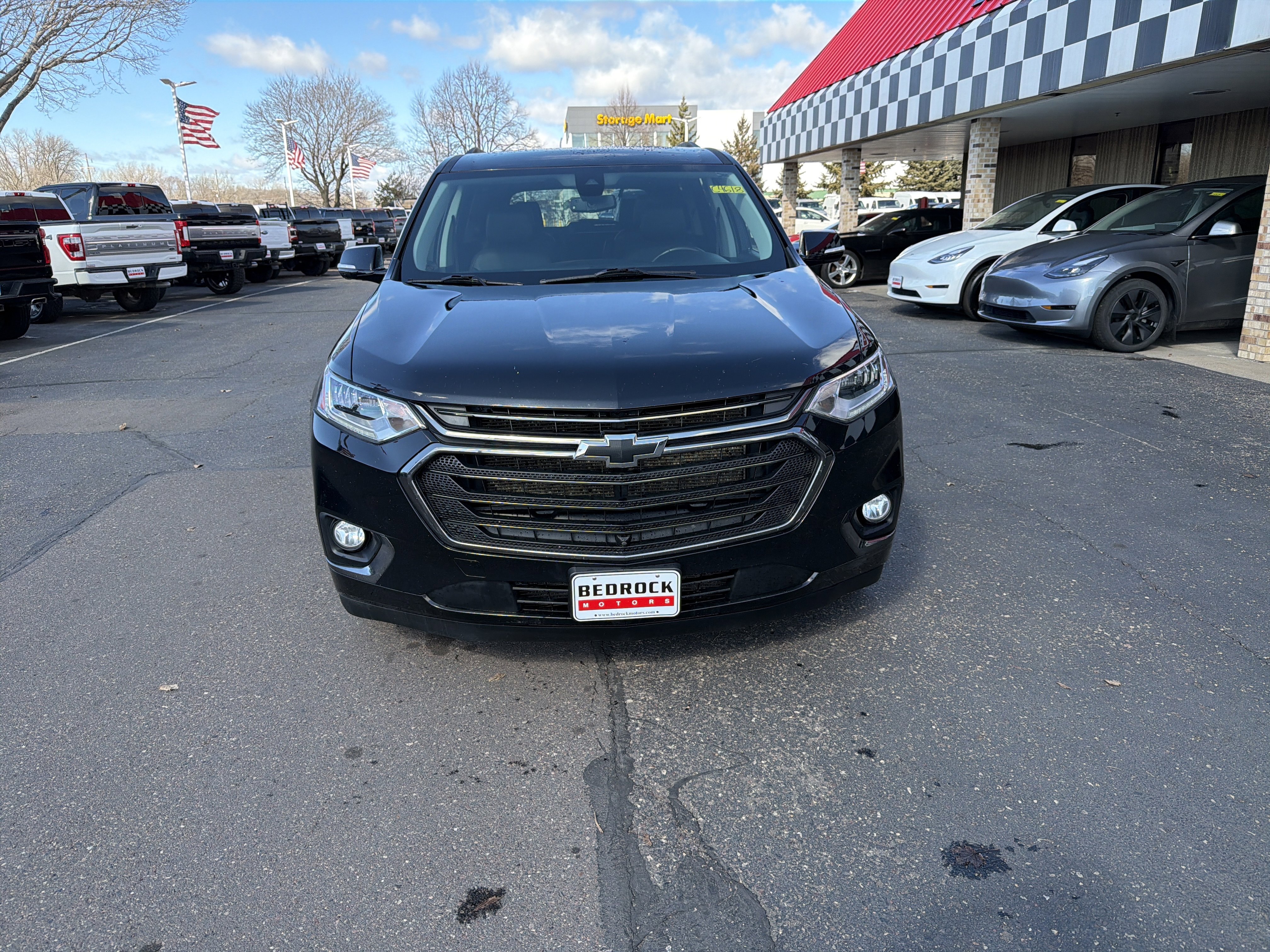 Used 2020 Chevrolet Traverse Premier w/ Redline Edition image 2