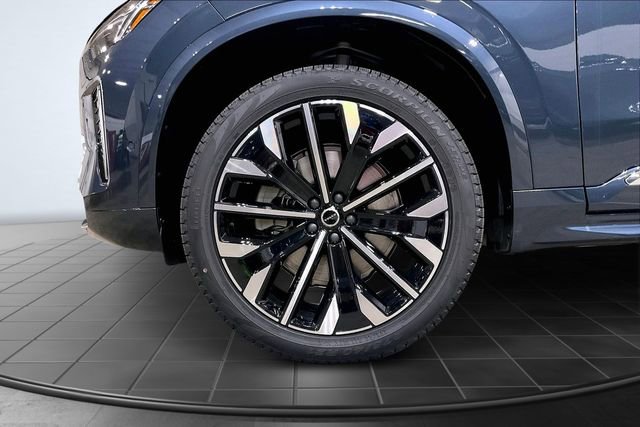 New 2026 Volvo XC90 B5 Plus image 14