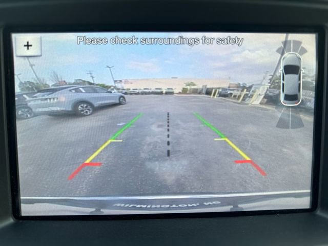 Used 2018 Ford Explorer XLT w/ Equipment Group 202A image 18