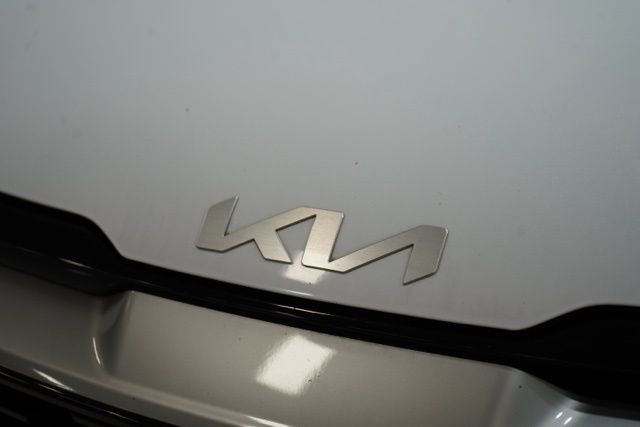 Used 2023 Kia Sportage EX image 11