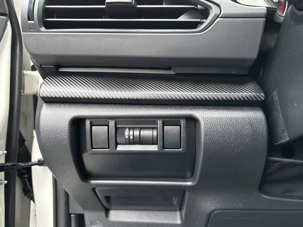 Used 2024 Subaru Crosstrek 2.0i Premium image 22