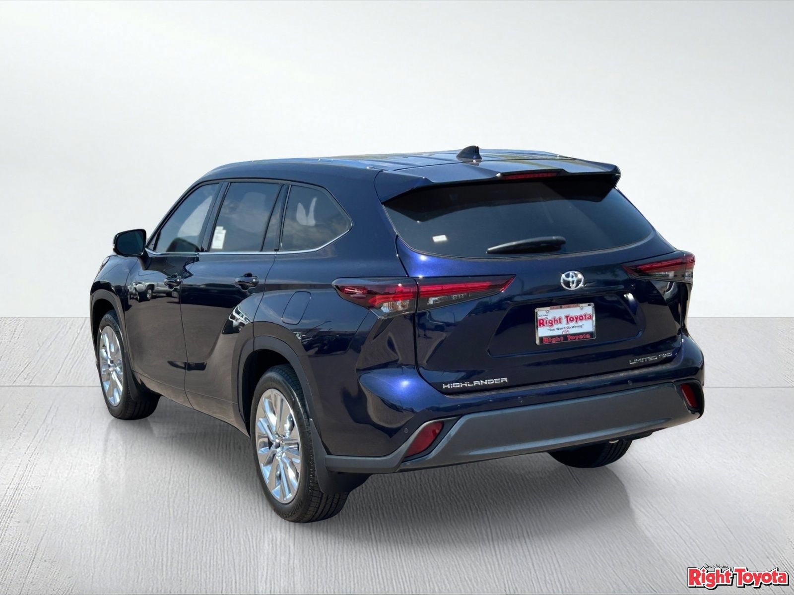 New 2026 Toyota Highlander Limited AWD/4WD image 4