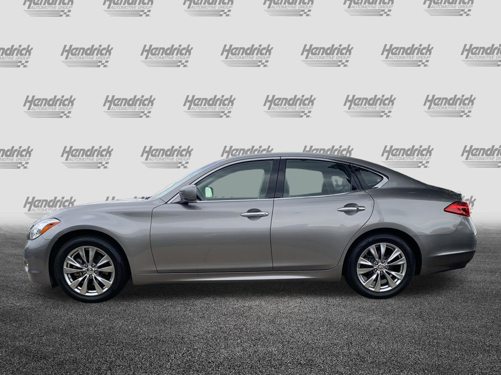Used 2013 INFINITI M37 w/ Premium Pkg RWD image 7