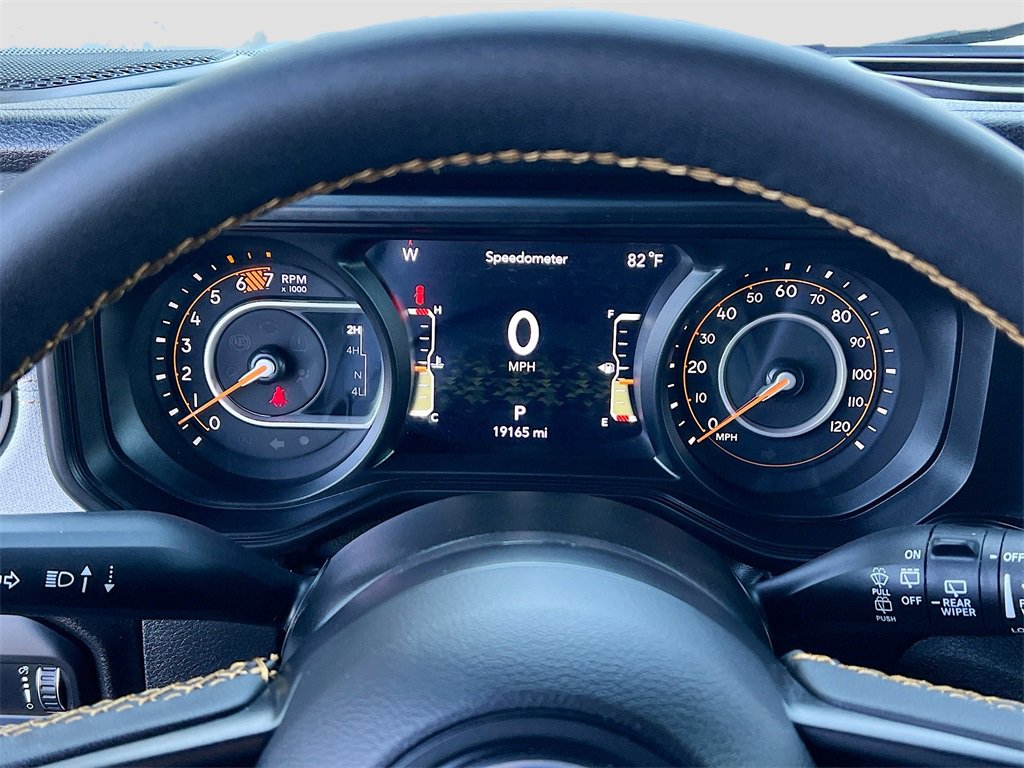 Used 2024 Jeep Wrangler Sport S image 12