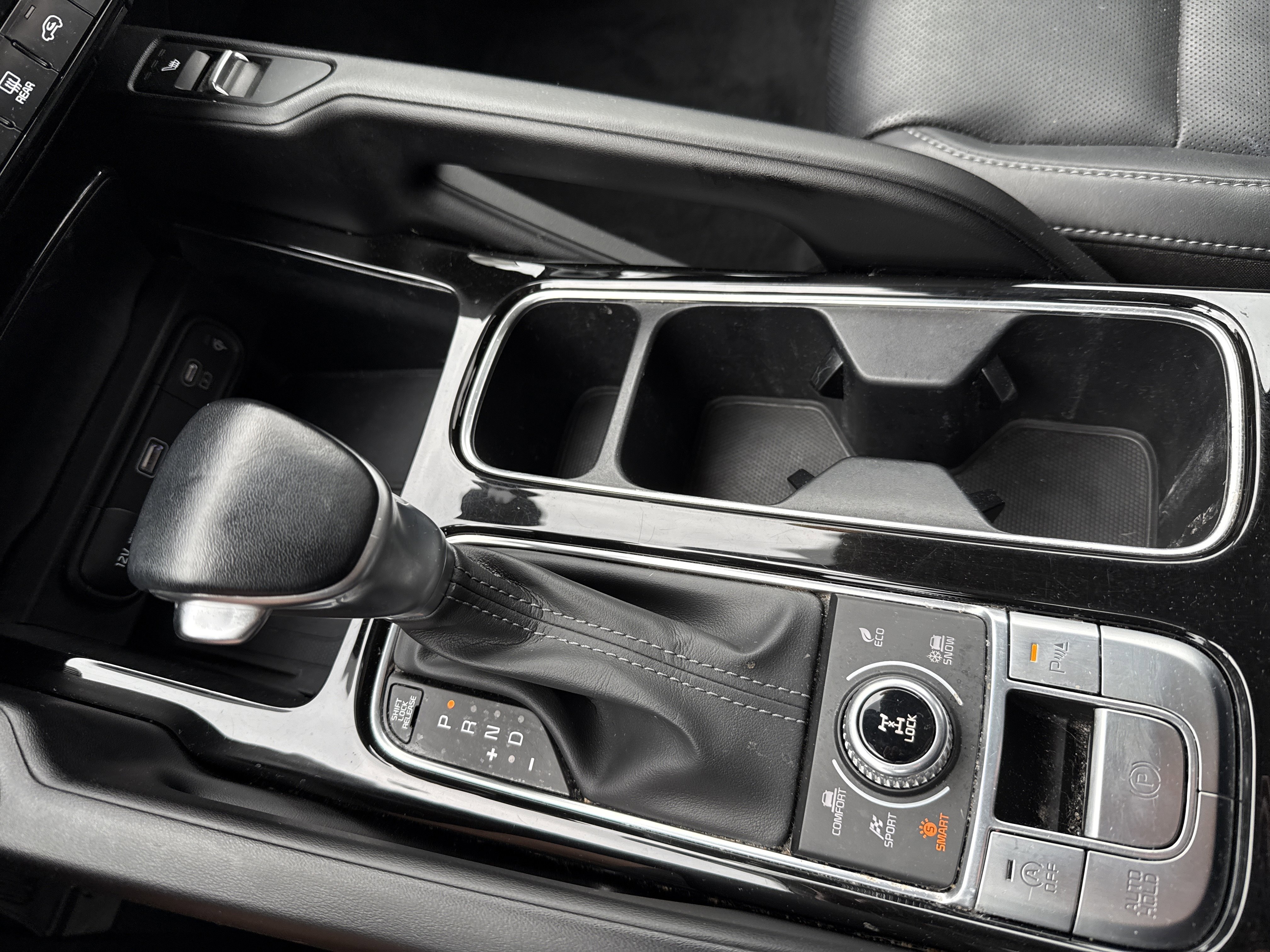 Used 2024 Kia Telluride S w/ S Sunroof Package image 24