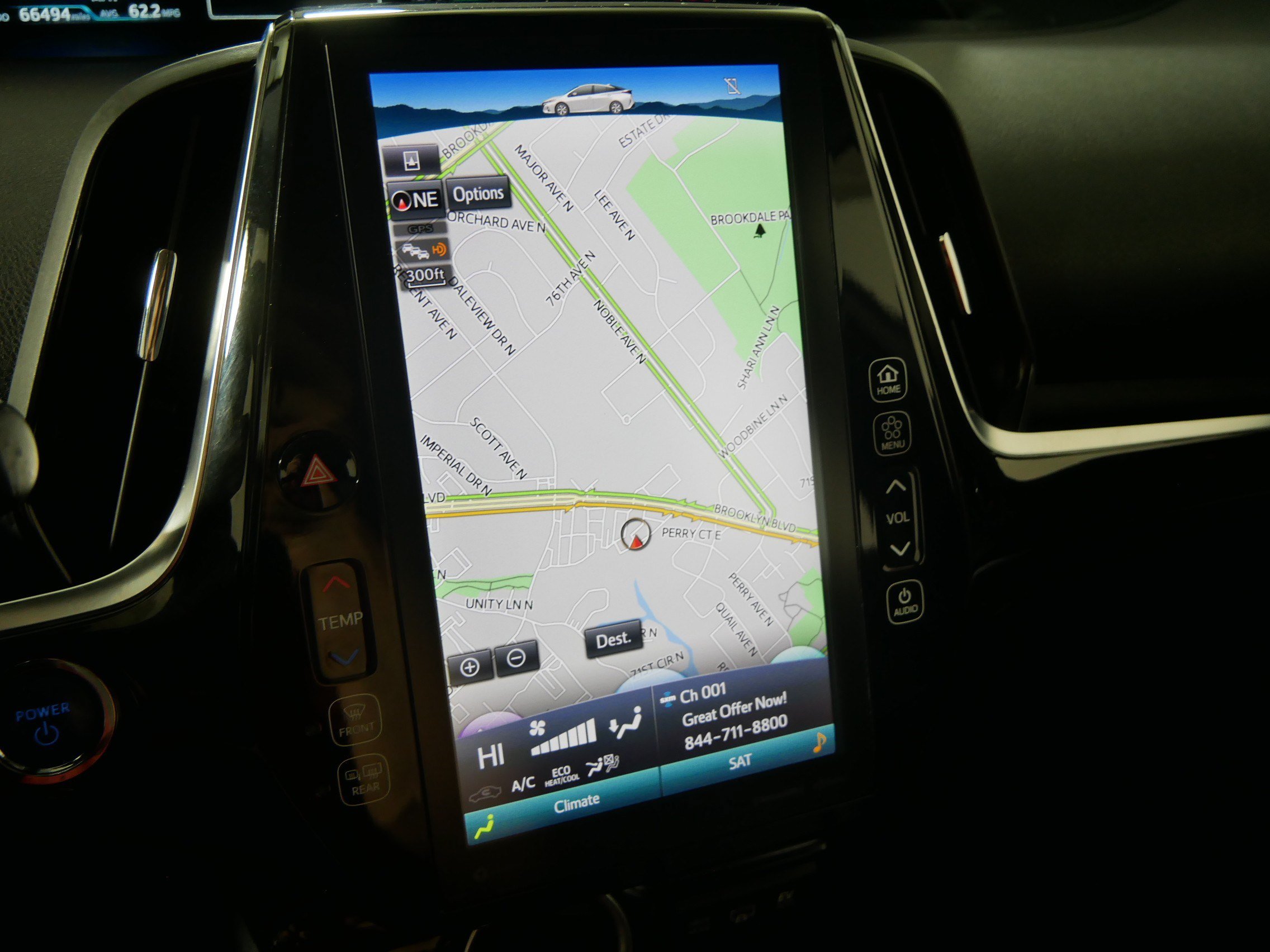 Used 2022 Toyota Prius Prime XLE FWD image 29