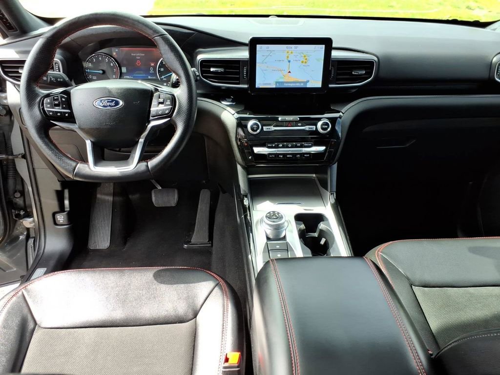 Certified 2023 Ford Explorer ST-Line AWD/4WD image 14