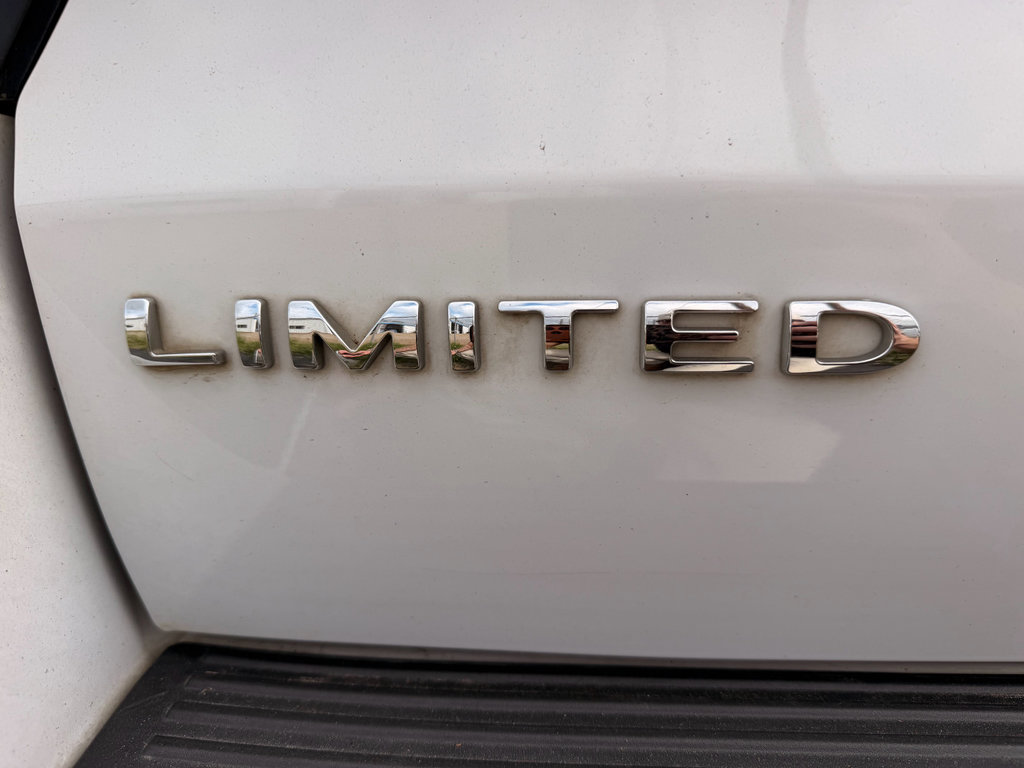 Used 2018 Ford Expedition Limited image 4