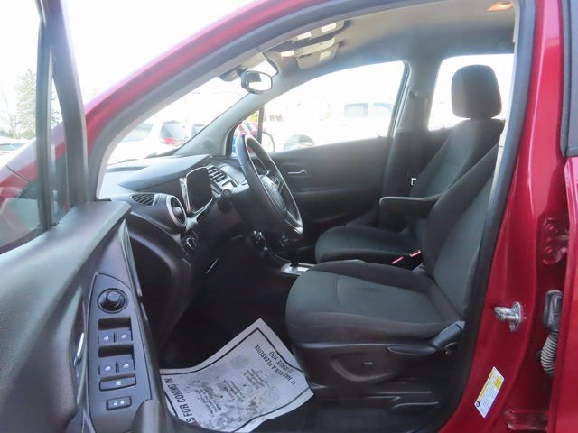 Used 2015 Chevrolet Trax LS image 16