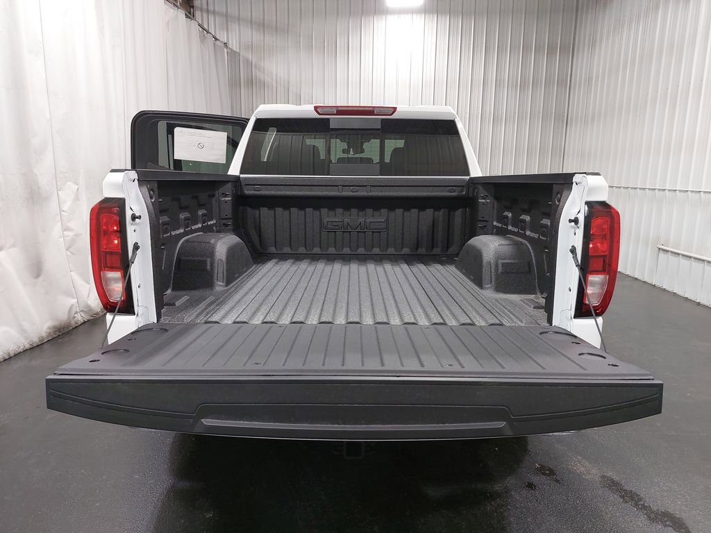 New 2026 GMC Sierra 1500 SLE w/ Preferred Package image 12