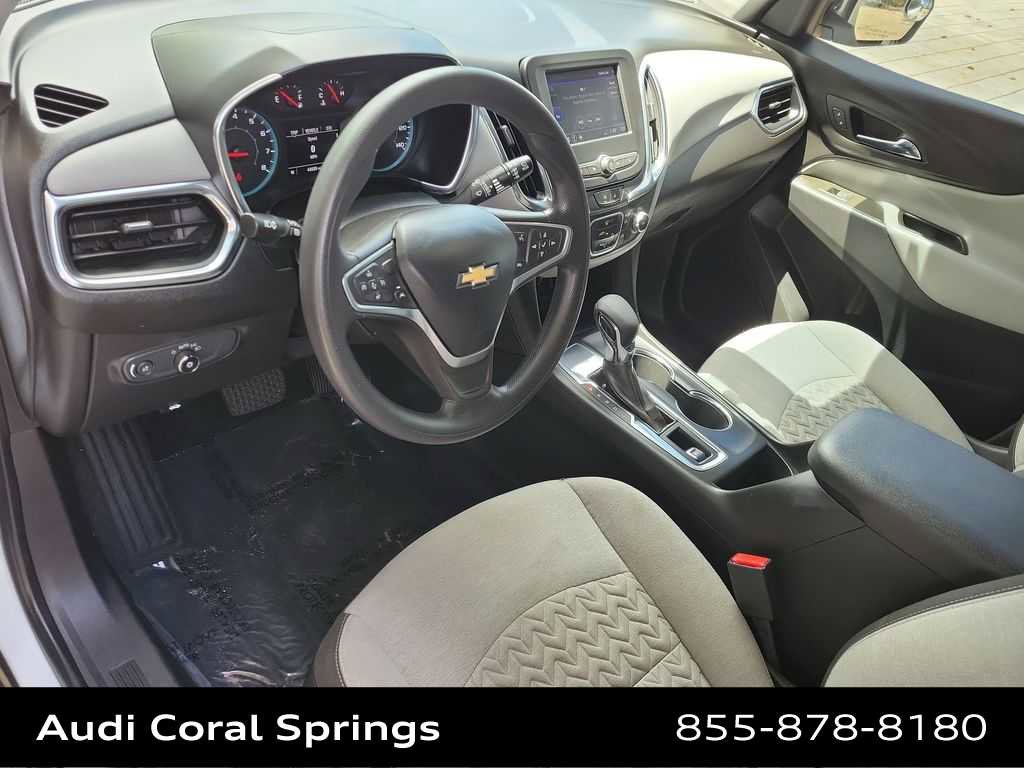 Used 2022 Chevrolet Equinox LS FWD image 10